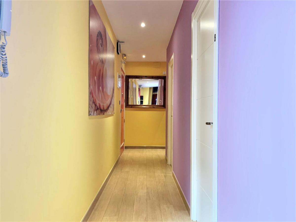 Hostal Arco Iris مدريد المظهر الخارجي الصورة